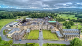 building-main-stonyhurst-college-clitheroe-uk-shkola-pansion-34